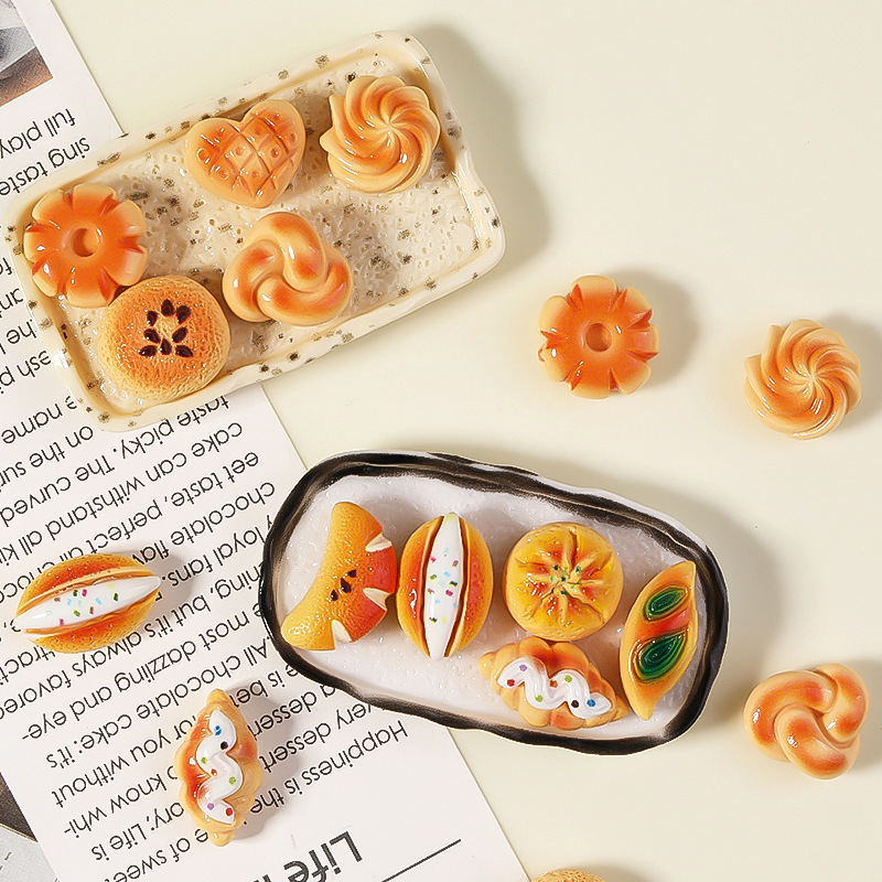 10 Peças Mini Pão Simulado em  - Mini Kitchen Baking avaliação e preço